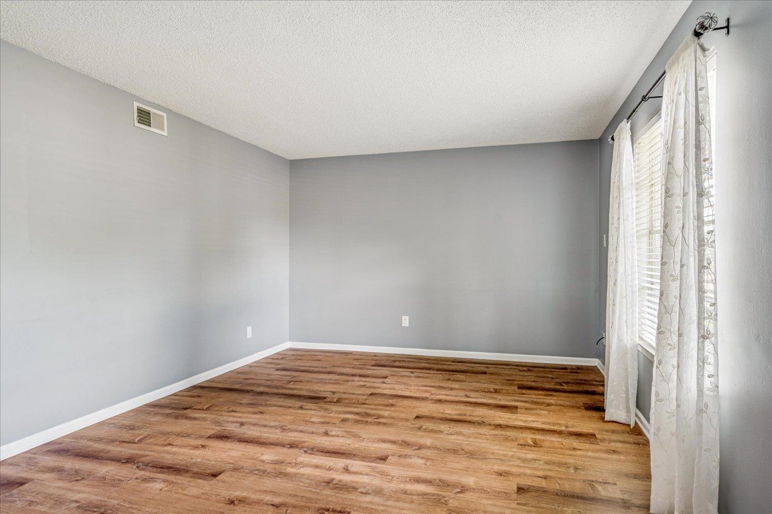 7503 Bavarian Drive, Unit 19 Germantown, TN 38138 - Photo 14 of 36 a view of an empty room