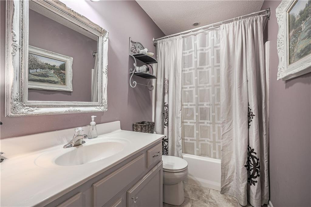17149 Jessica Street Gardner, KS 66030 - Photo 11 of 21