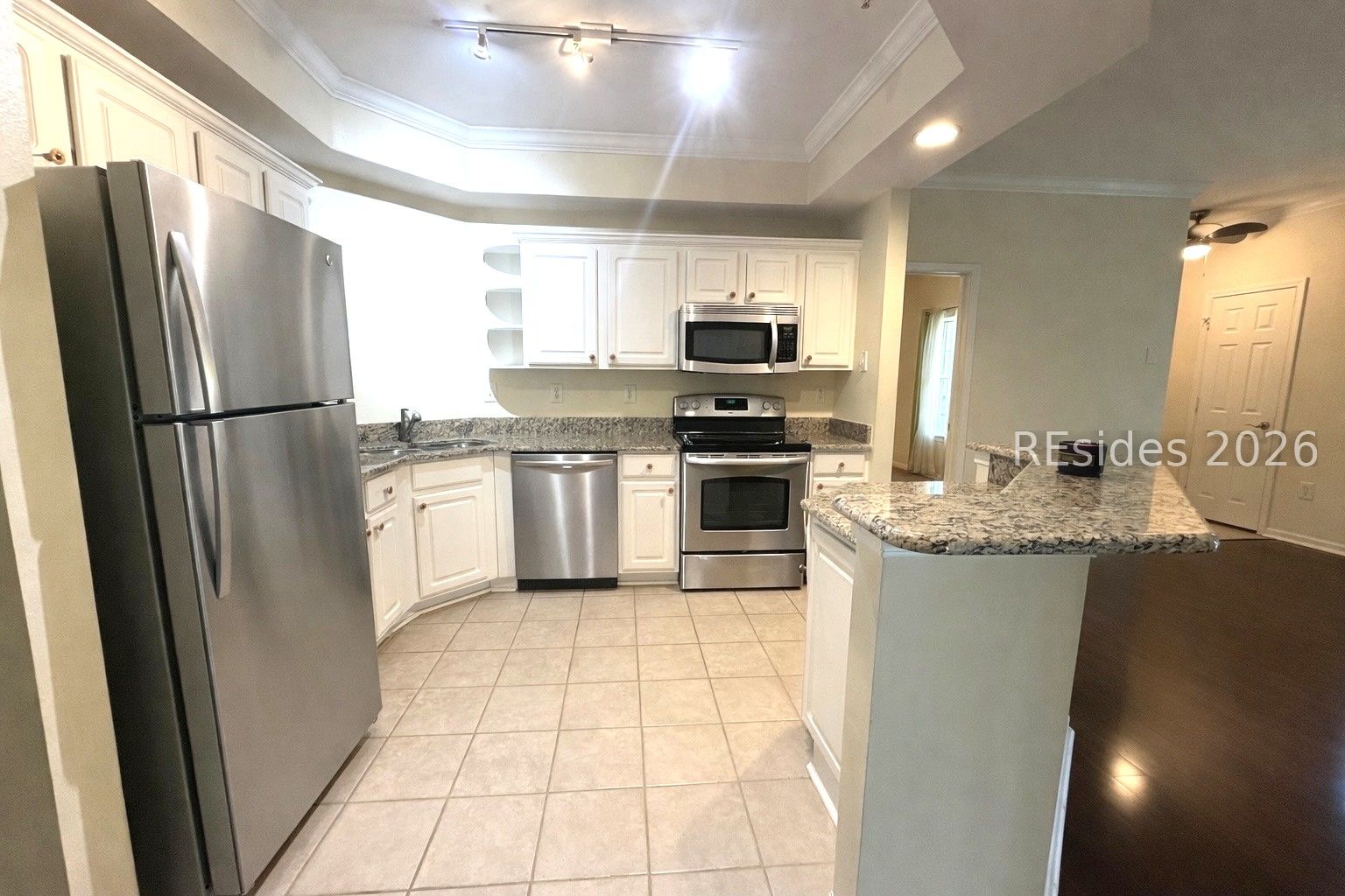380 Marshland Road, Unit H27 Hilton Head Island, SC 29926 - Photo 14 of 36 Virtually staged with Stainless Steel Appliances