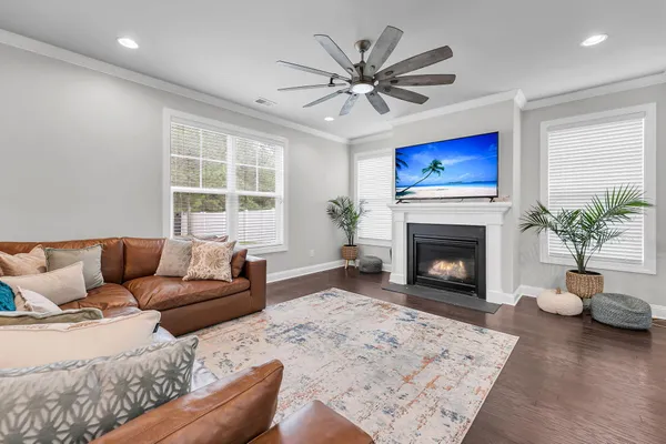 $4,495 | 1640 Mermentau Street, Mount Pleasant, SC 29466