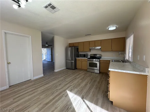 $1,890 | 4653 Fro Avenue, Las Vegas, NV 89110