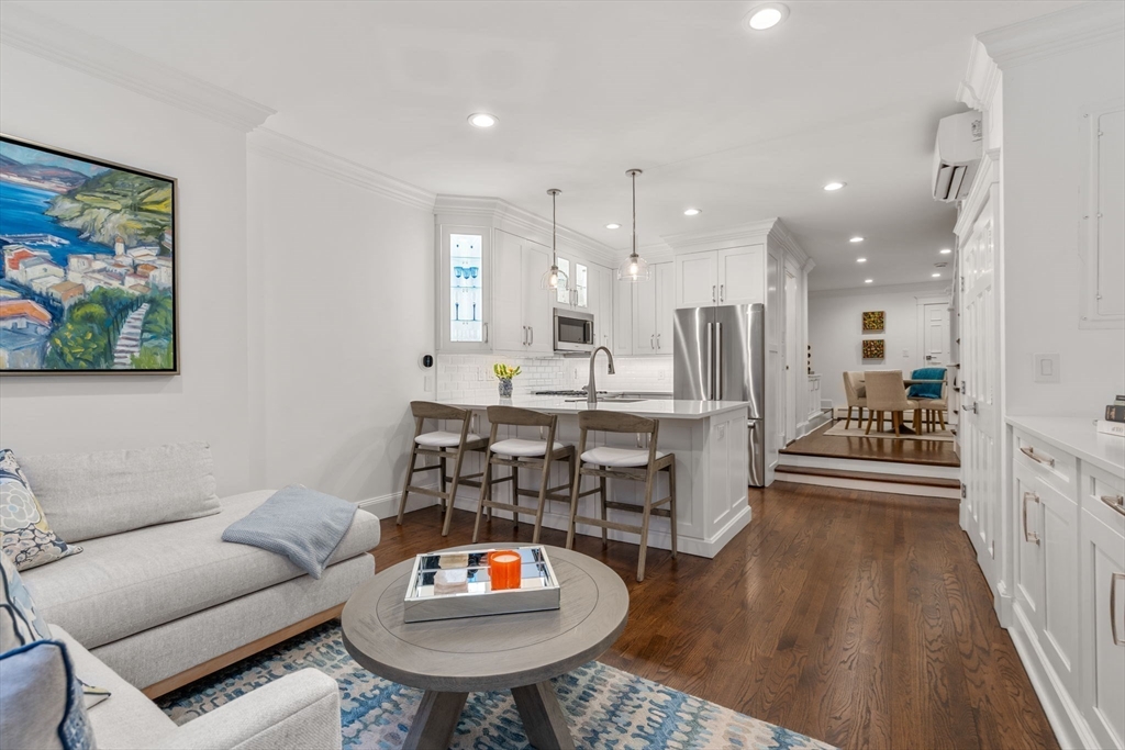 36 Appleton Street, Unit 1 Boston, MA 02116 - Photo 2 of 16 Gallery Image 2
