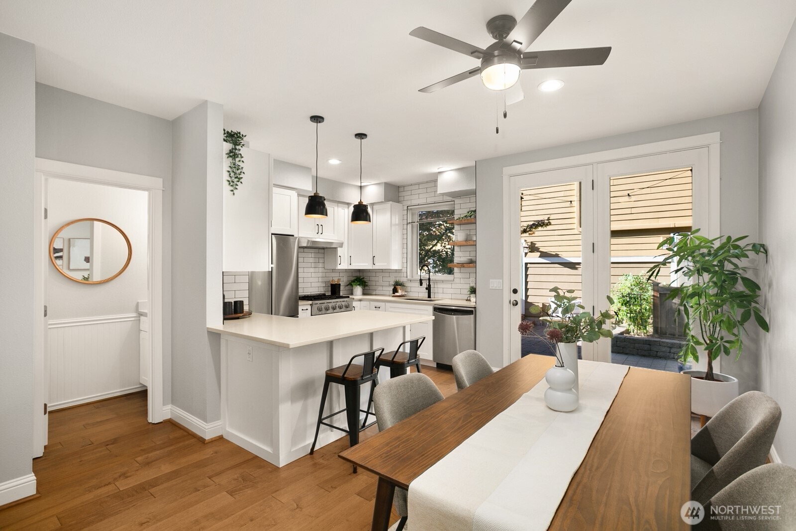 3002 Southwest Graham Street Seattle, WA 98126 - Photo 6 of 25 Gallery Image 6