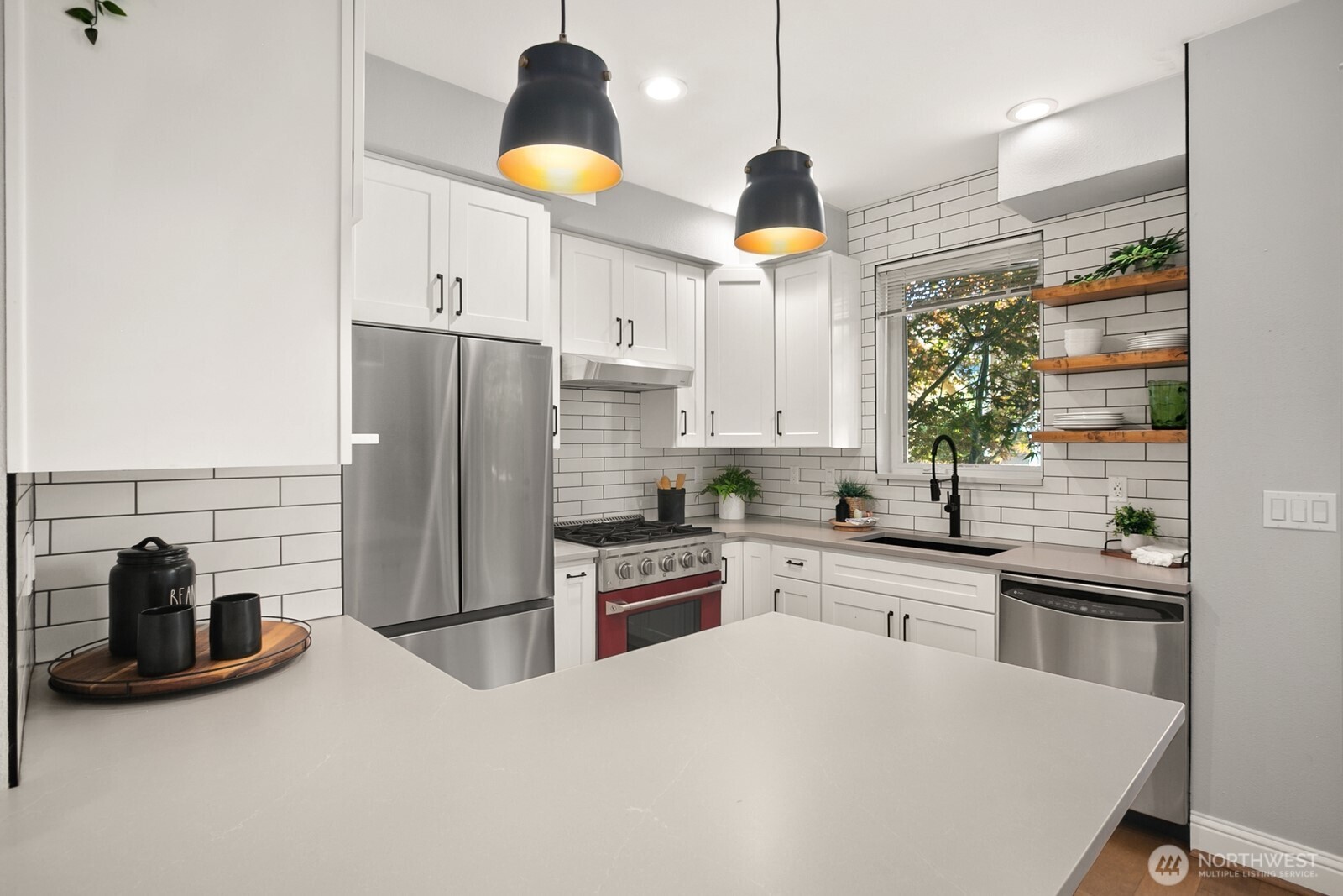 3002 Southwest Graham Street Seattle, WA 98126 - Photo 8 of 25 Gallery Image 8