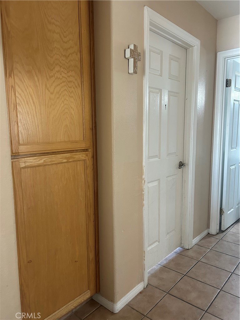 1301 West Willow Avenue Ridgecrest, CA 93555 - Photo 4 of 12