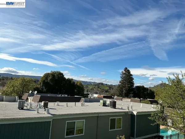 $299,000 | 1366 Callen Street, Unit C, Vacaville, CA 95688