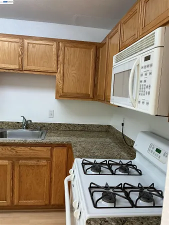 $299,000 | 1366 Callen Street, Unit C, Vacaville, CA 95688