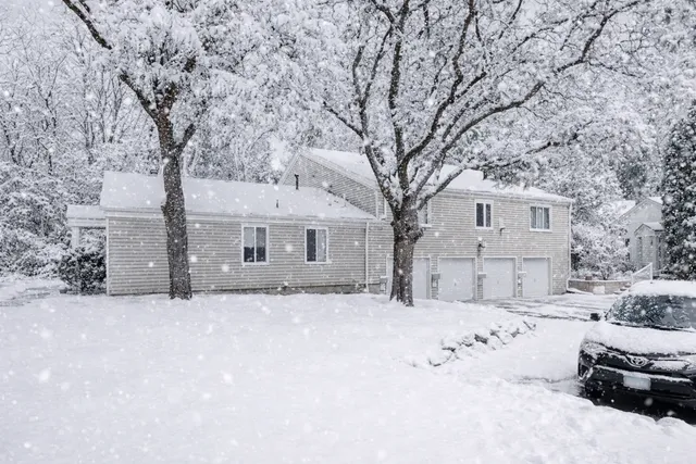 $249,000 | 7401 Landau Drive, Unit 7401, Bloomington, MN 55438