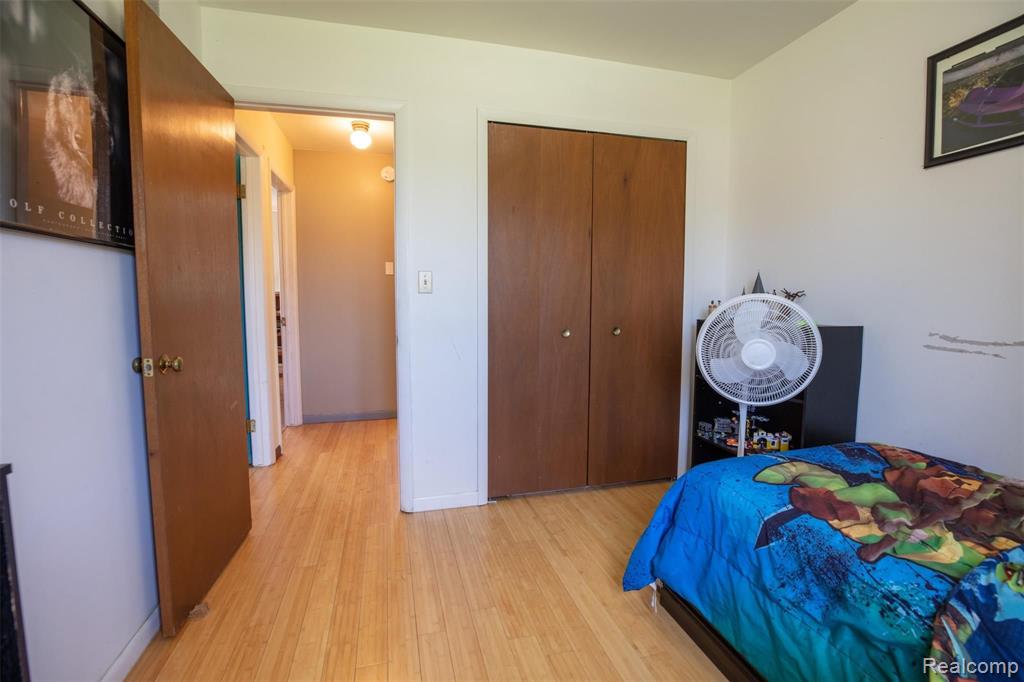 6245 Calkins Road Flint, MI 48532 - Photo 15 of 24