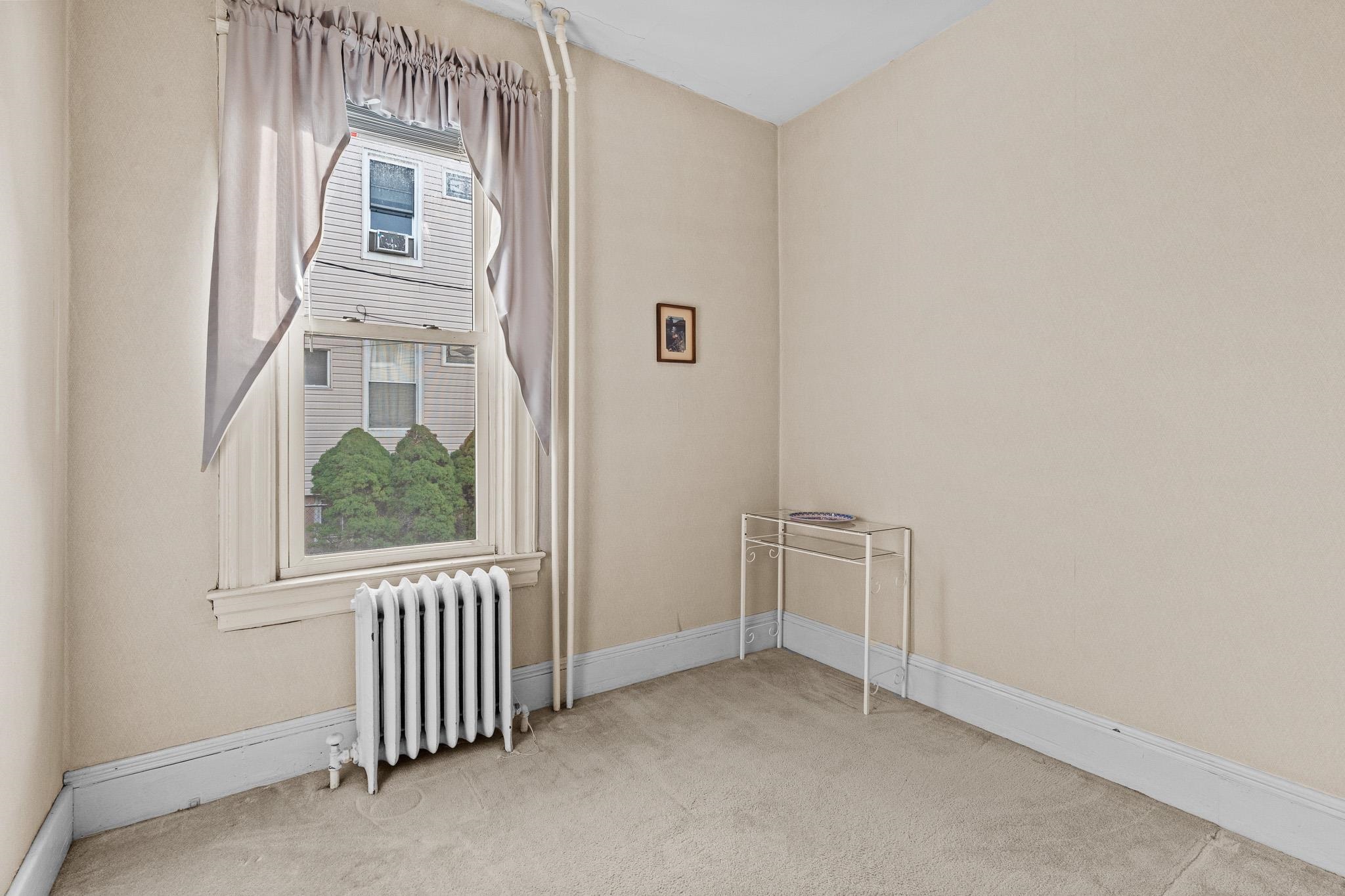 162 Huber Street Secaucus, NJ 07094 - Photo 12 of 35 Gallery Image 12