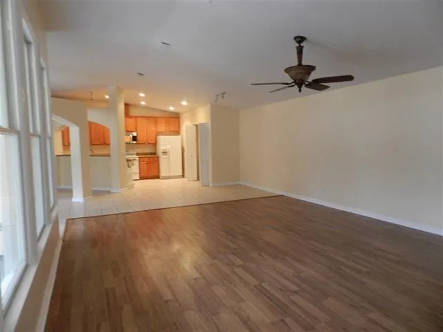 $2,100 | 1047 Parkview Drive, Tallahassee, FL 32311