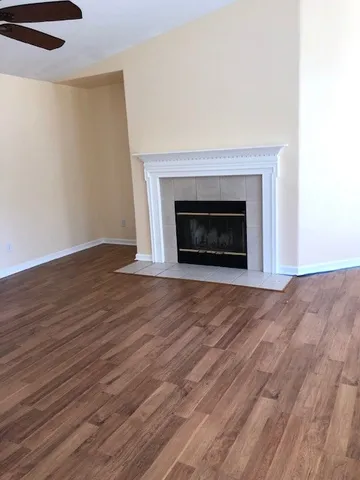 $2,100 | 1047 Parkview Drive, Tallahassee, FL 32311