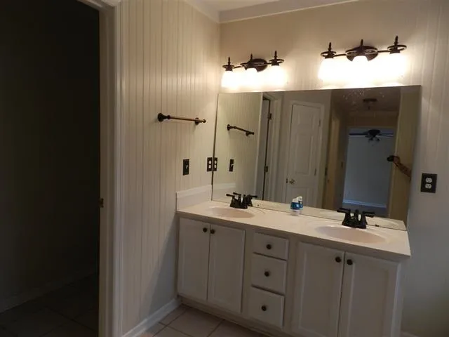 $2,100 | 1047 Parkview Drive, Tallahassee, FL 32311