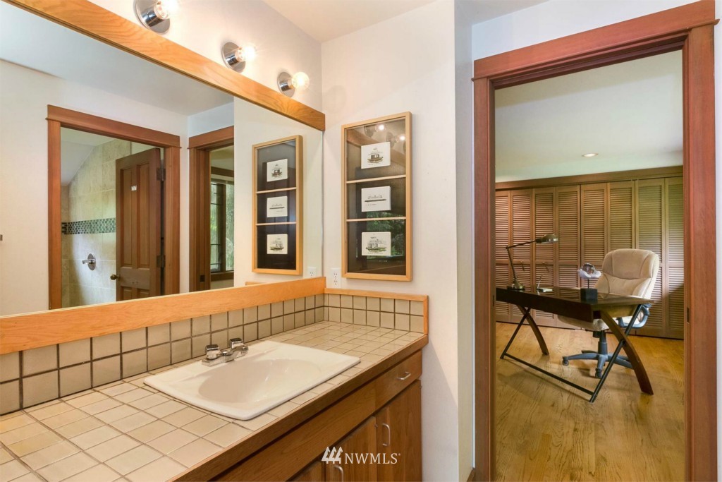 10901 Fraser Road Southeast Port Orchard, WA 98367 - Photo 20 of 25 Gallery Image 20