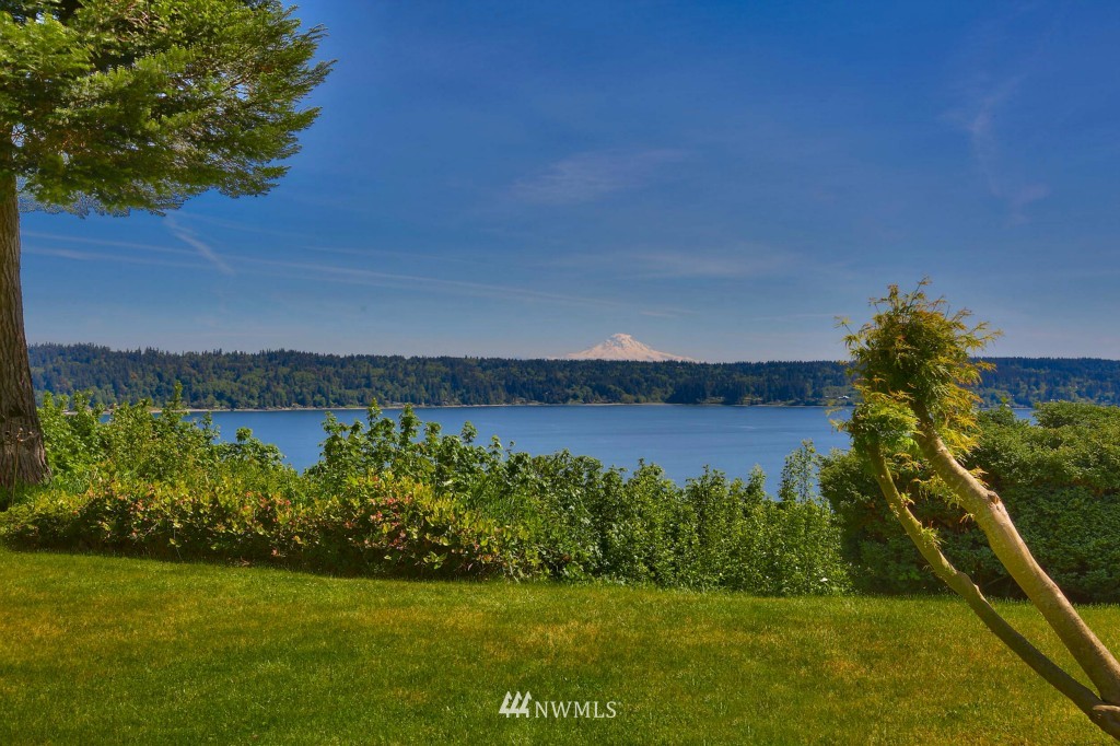 10901 Fraser Road Southeast Port Orchard, WA 98367 - Photo 6 of 25 Gallery Image 6