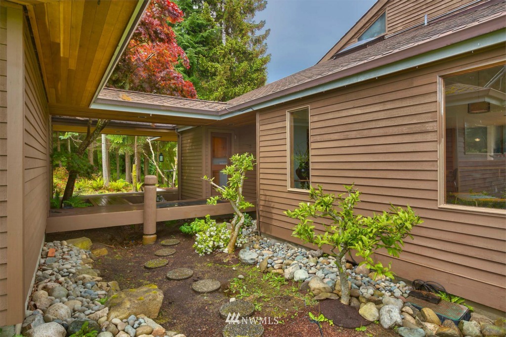 10901 Fraser Road Southeast Port Orchard, WA 98367 - Photo 8 of 25 Gallery Image 8
