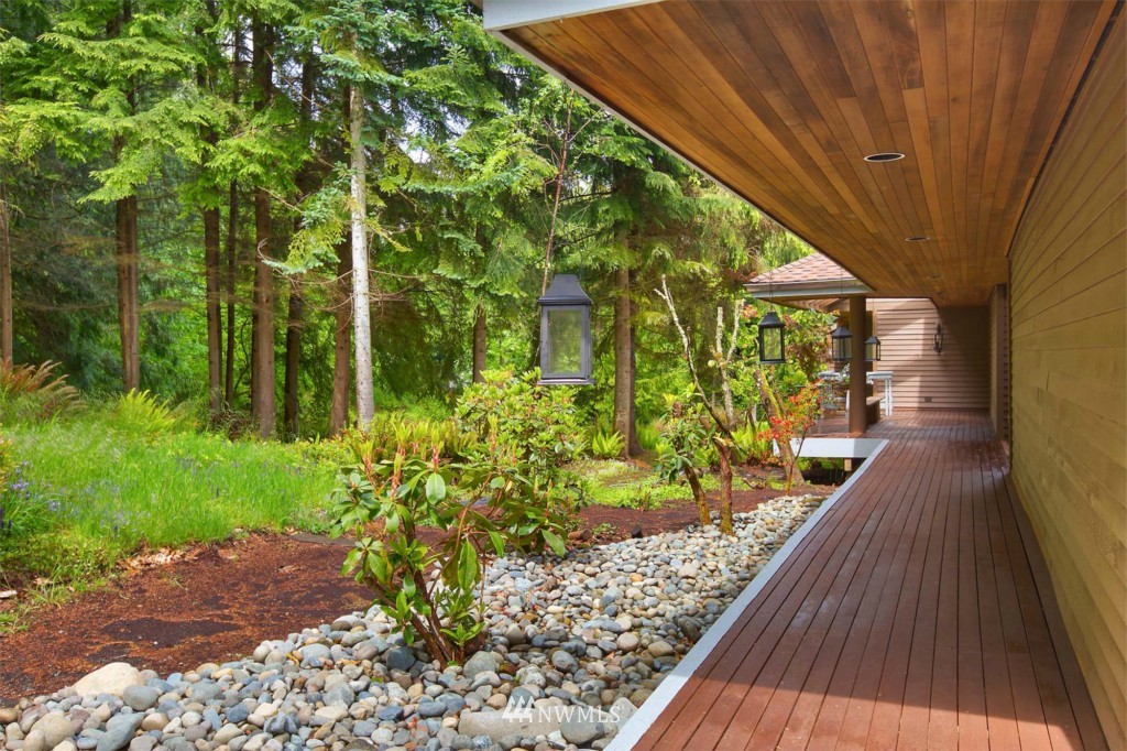 10901 Fraser Road Southeast Port Orchard, WA 98367 - Photo 9 of 25 Gallery Image 9