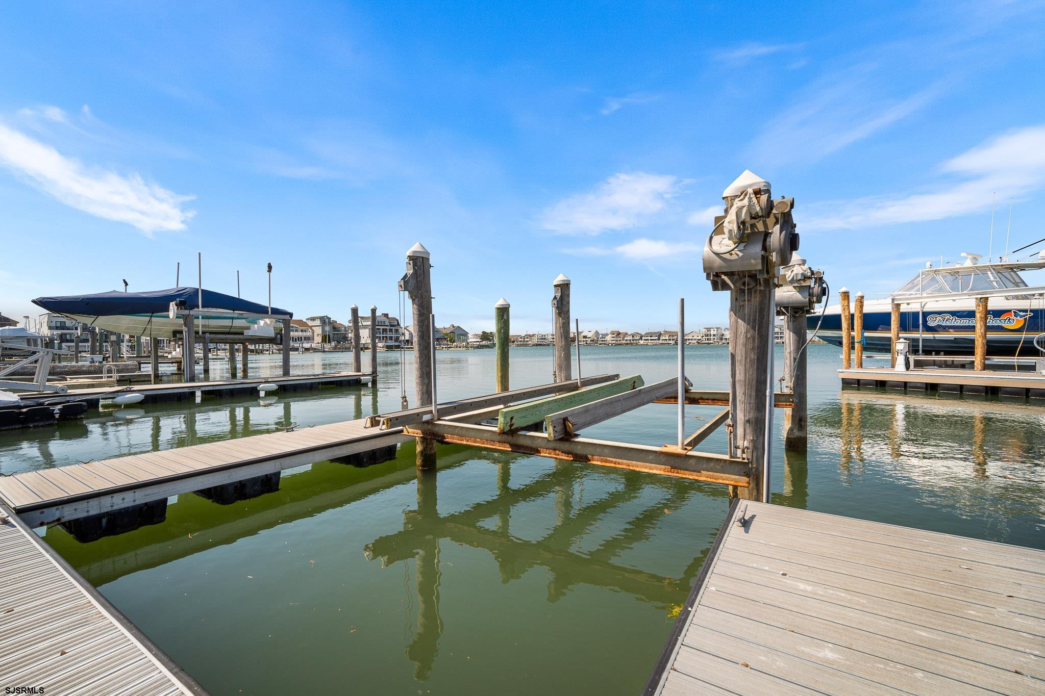 81 Lagoon Boulevard Brigantine, NJ 08203 - Photo 14 of 39