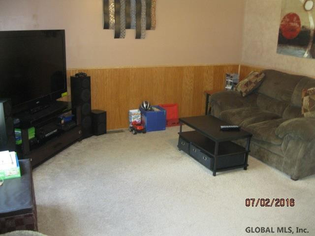 107 Groveside Road Pittstown, NY 12090 - Photo 9 of 14 Photo 9