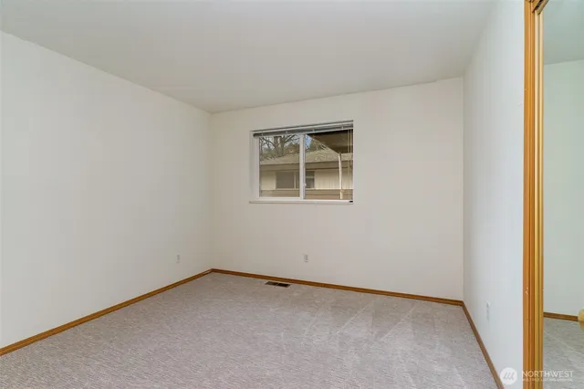 $4,500 | 6525 39th Avenue Southwest, Seattle, WA 98136