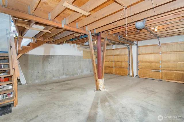 $4,500 | 6525 39th Avenue Southwest, Seattle, WA 98136