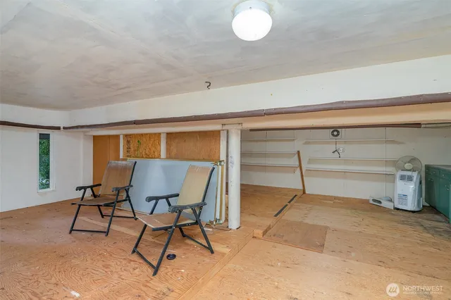 $4,500 | 6525 39th Avenue Southwest, Seattle, WA 98136