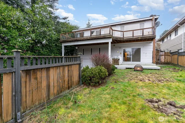 $4,500 | 6525 39th Avenue Southwest, Seattle, WA 98136