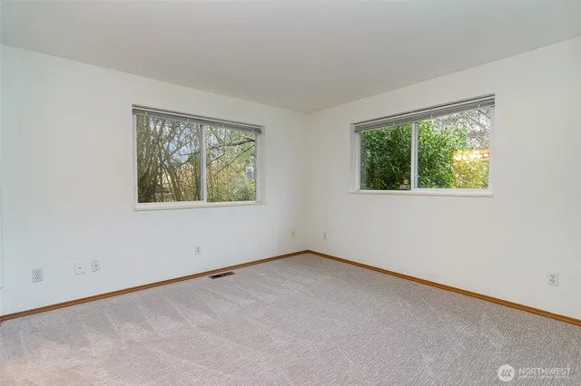 $4,500 | 6525 39th Avenue Southwest, Seattle, WA 98136