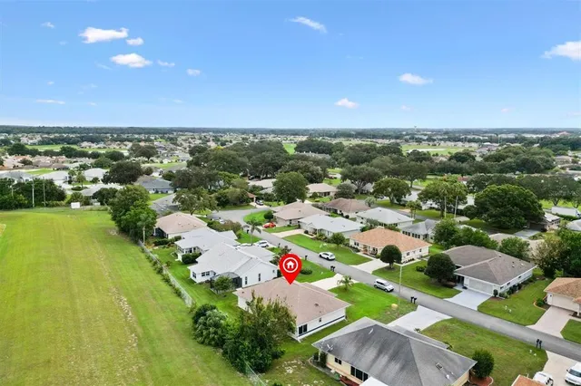 $325,000 | 11337 Southeast 175th Place, Summerfield, FL 34491
