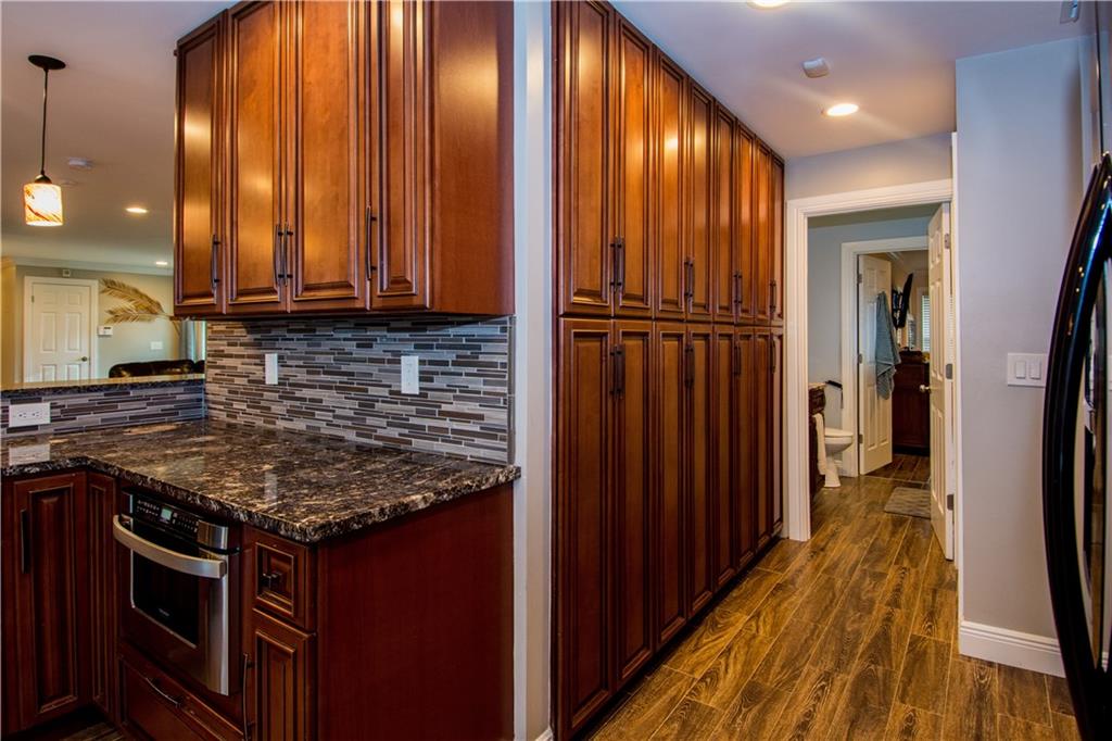 8931 Southwest Avocado Lane Stuart, FL 34997 - Photo 21 of 54 Gallery Image 21