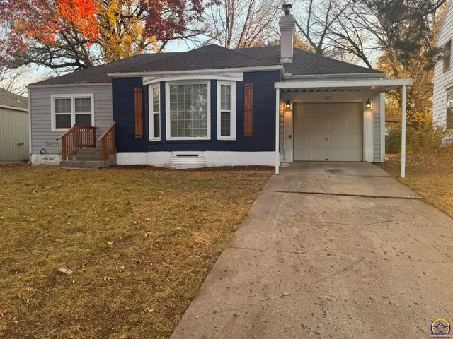 $184,500 | 317 Southwest Hillside Drive, Topeka, KS 66611