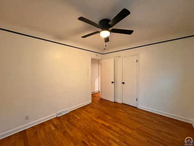 $184,500 | 317 Southwest Hillside Drive, Topeka, KS 66611