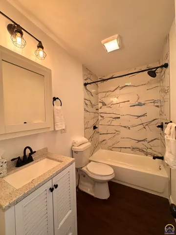 $184,500 | 317 Southwest Hillside Drive, Topeka, KS 66611