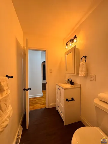 $184,500 | 317 Southwest Hillside Drive, Topeka, KS 66611