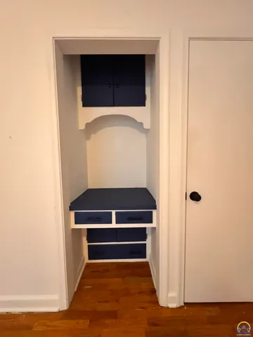 $184,500 | 317 Southwest Hillside Drive, Topeka, KS 66611