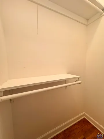 $184,500 | 317 Southwest Hillside Drive, Topeka, KS 66611