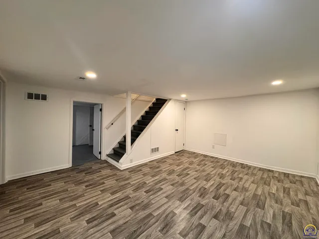 $184,500 | 317 Southwest Hillside Drive, Topeka, KS 66611