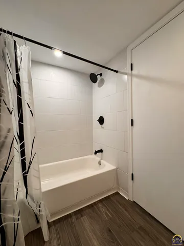 $184,500 | 317 Southwest Hillside Drive, Topeka, KS 66611