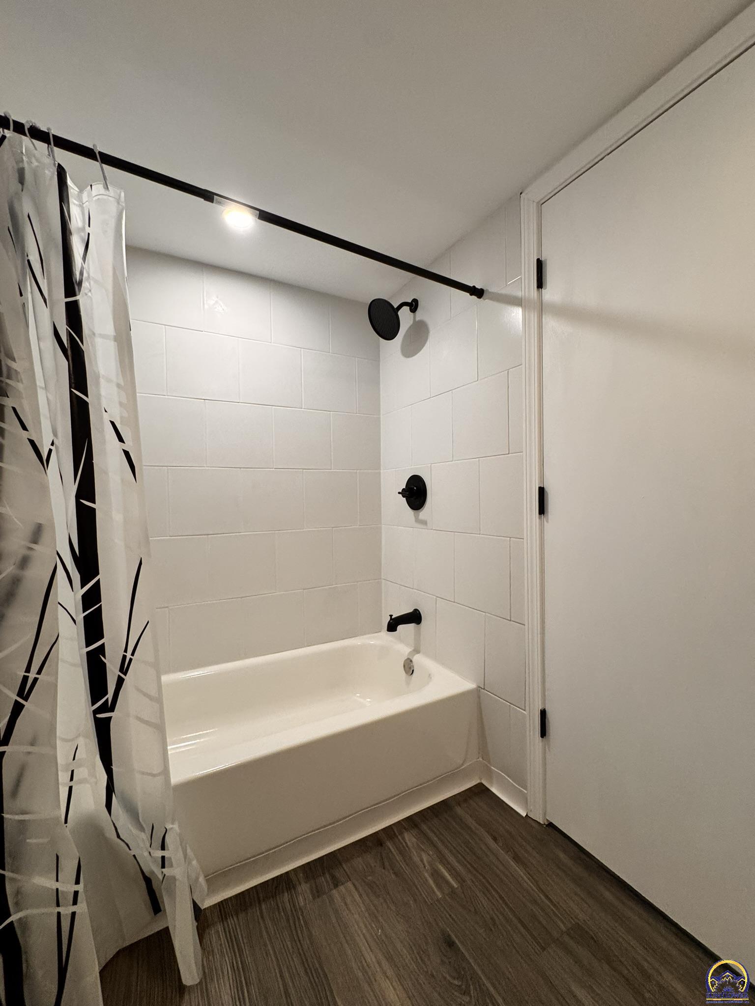 317 Southwest Hillside Drive Topeka, KS 66611 - Photo 35 of 50