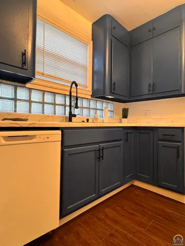 $184,500 | 317 Southwest Hillside Drive, Topeka, KS 66611