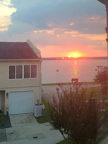 a view of a terrace with sky view