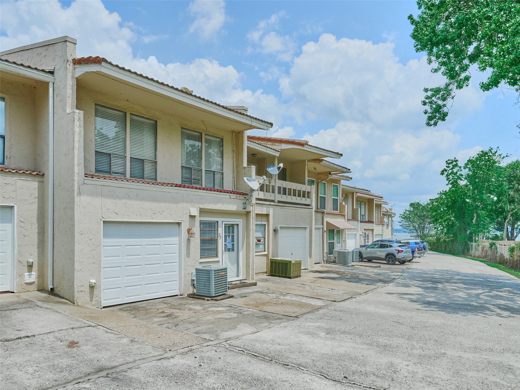 39 Regency Point Montgomery, TX 77356 - Photo 9 of 43 front view of a house with a street