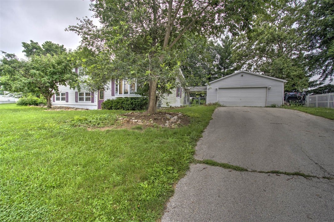 4353 Forest Parkway Decatur, IL 62521 - Photo 7 of 31