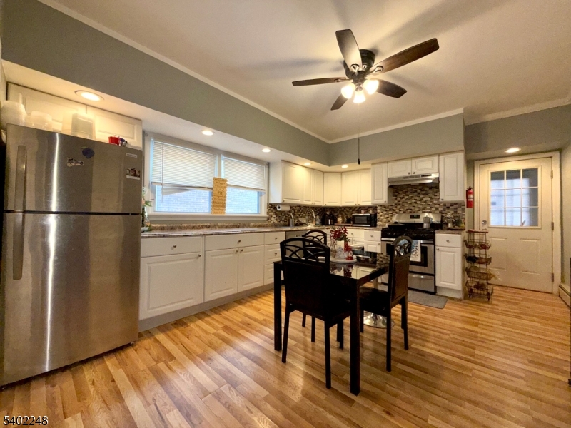 92 Maple Avenue, Unit 1 Wallington, NJ 07057 - Photo 2 of 7