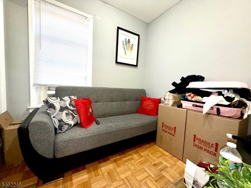 92 Maple Avenue, Unit 1 Wallington, NJ 07057 - Photo 6 of 7