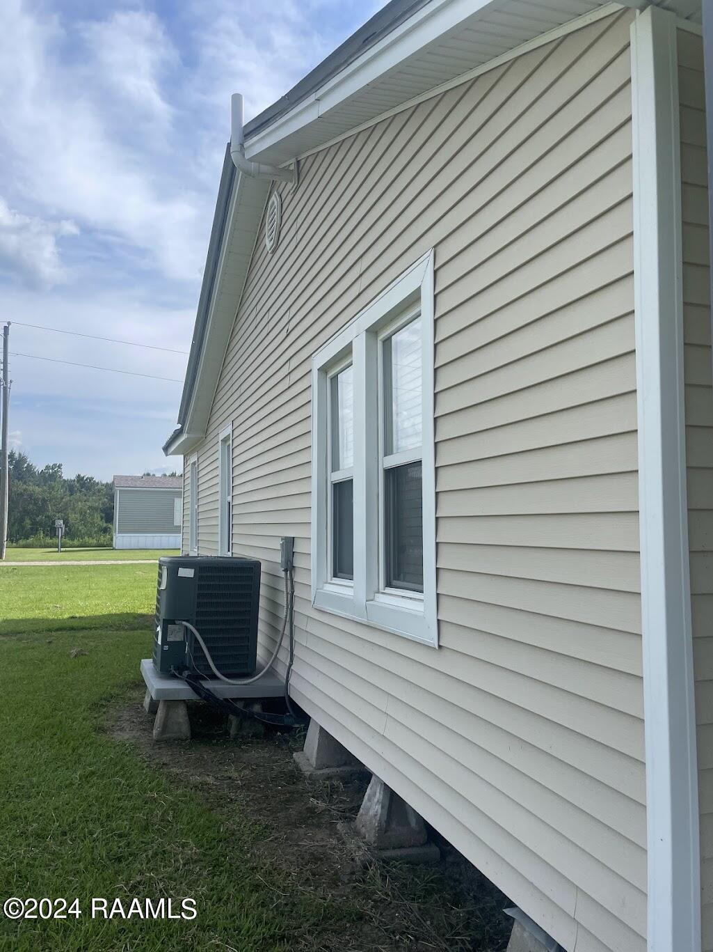 135 Cajun Creek Road Rayne, LA 70578 - Photo 16 of 24 cajun right close up