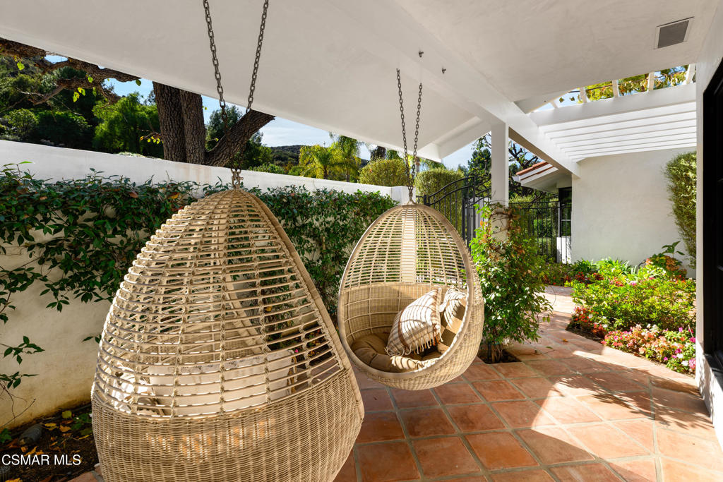 87 Pinecrest Road Westlake Village, CA 91361 - Photo 17 of 76