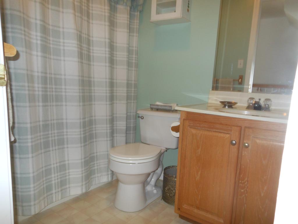 42 Preston Field Road, Unit 42 Nashua, NH 03064 - Photo 9 of 22