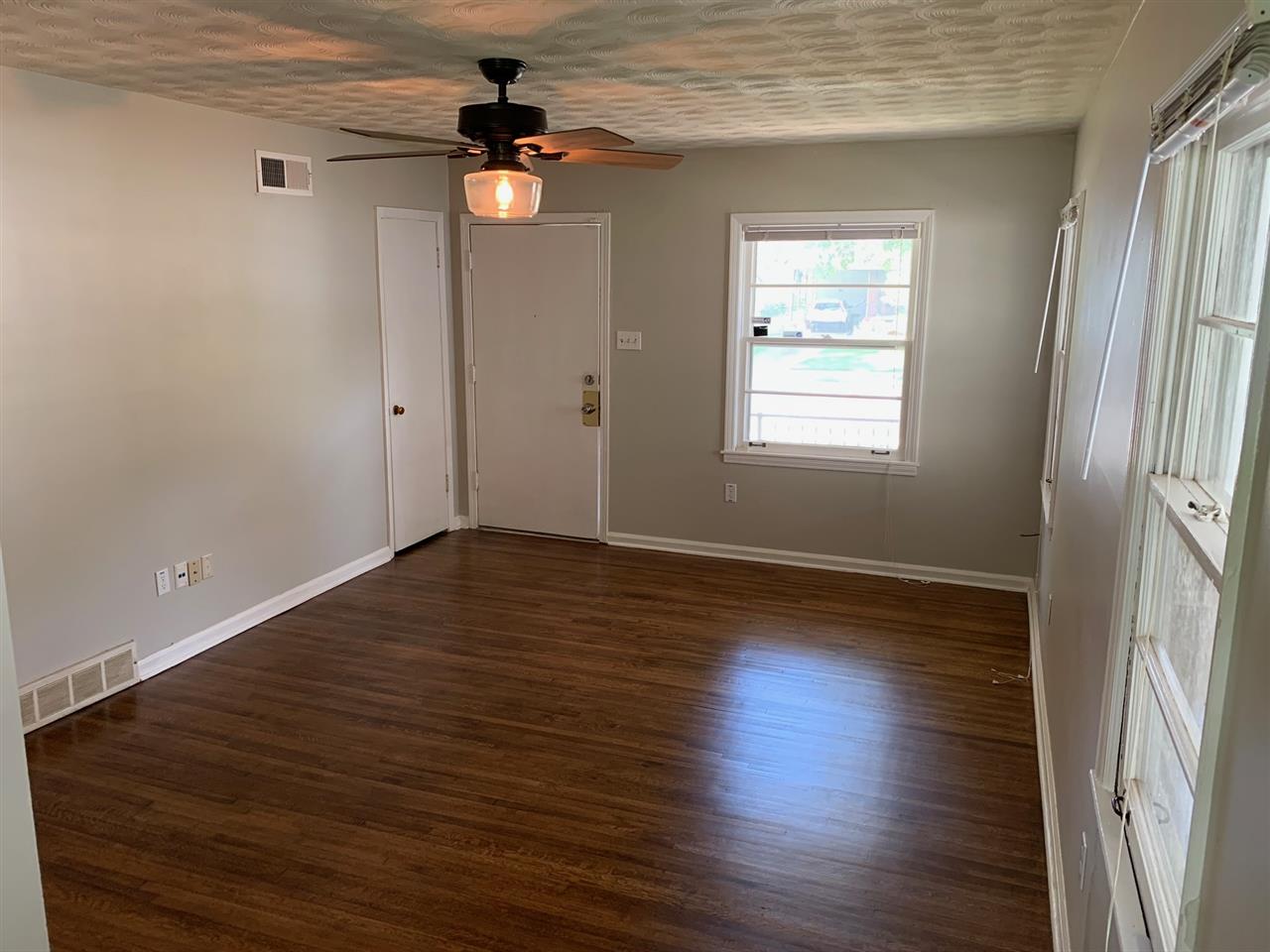 1390 Whitewater Road Memphis, TN 38117 - Photo 2 of 17 Gallery Image 2