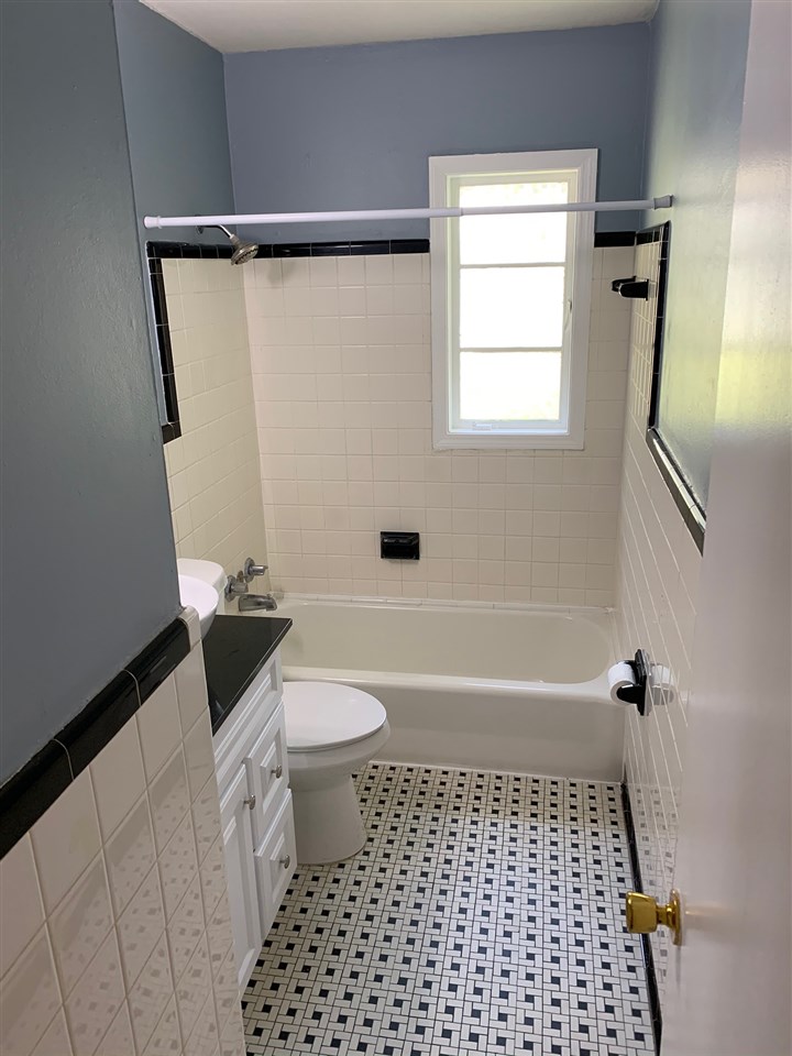 1390 Whitewater Road Memphis, TN 38117 - Photo 10 of 17 Gallery Image 10
